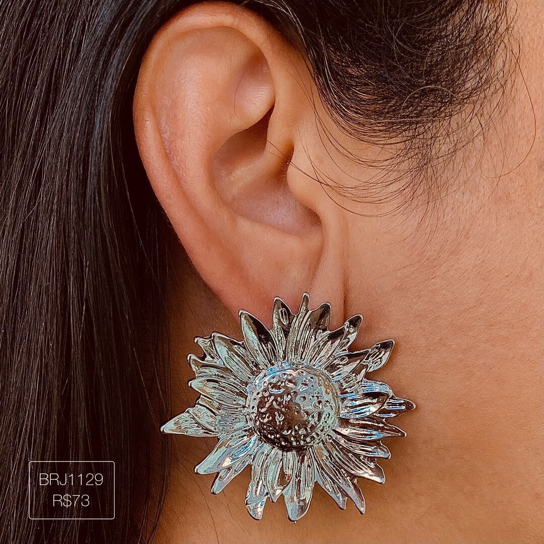 Brinco Girassol GG Liso Prateado